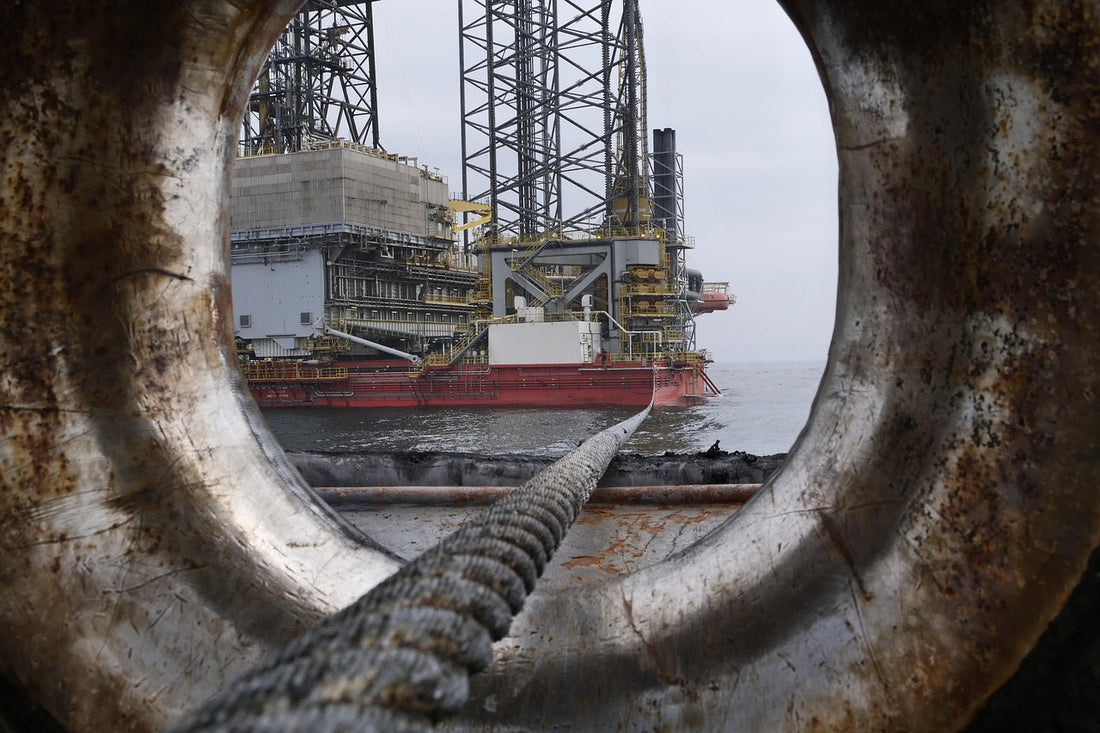 How PTFE Coated Fasteners Are Used in Offshore and Marine Applications